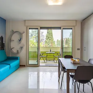 Apartament Maciachini, Zona Isola, Mediolan