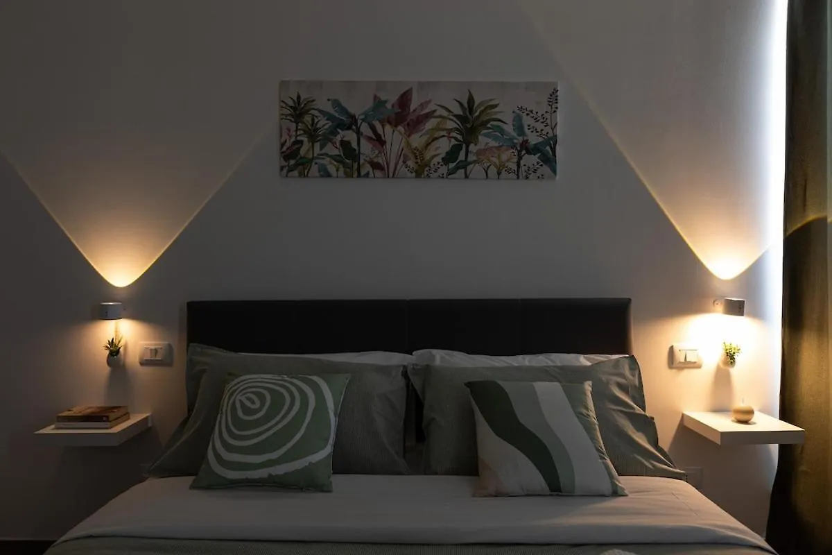 Luxury Apartment Navigli Milan 0*,  Italy