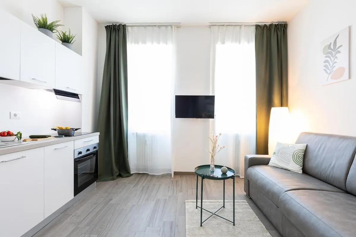 Luxury Apartment Navigli Milan
