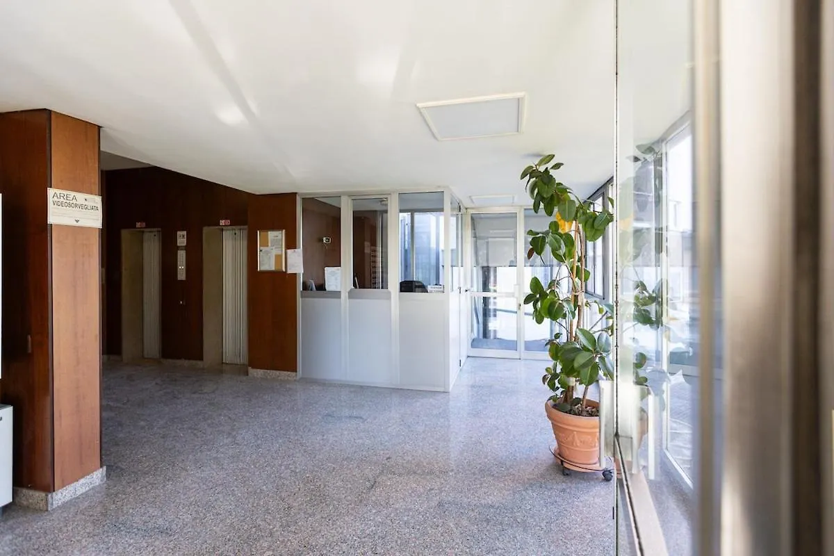 Luxury Apartment Navigli Milan 0*,