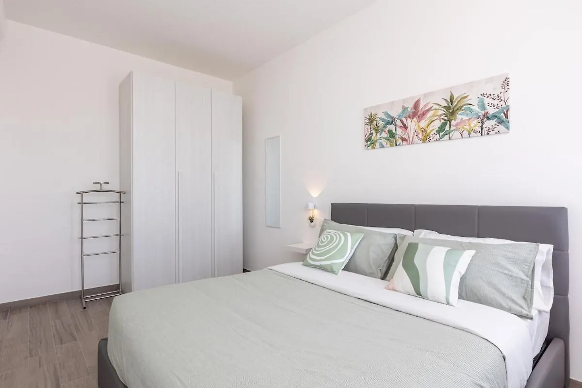 Luxury Apartment Navigli Milan
