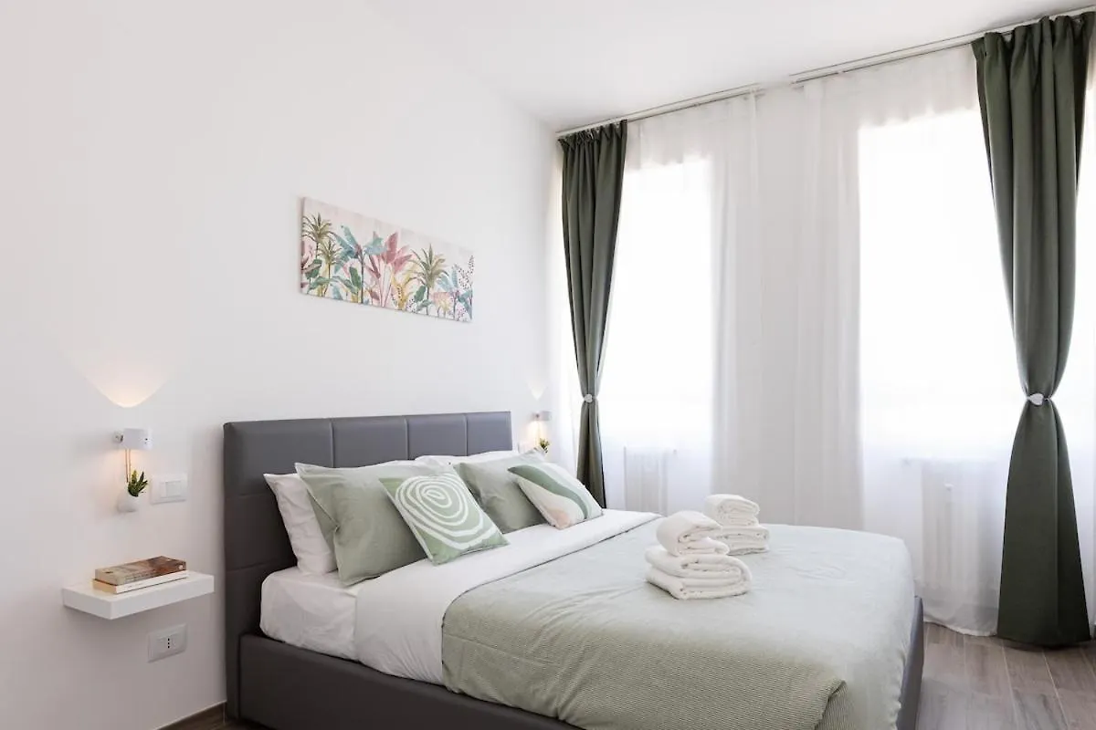 Luxury Apartment Navigli Milan
