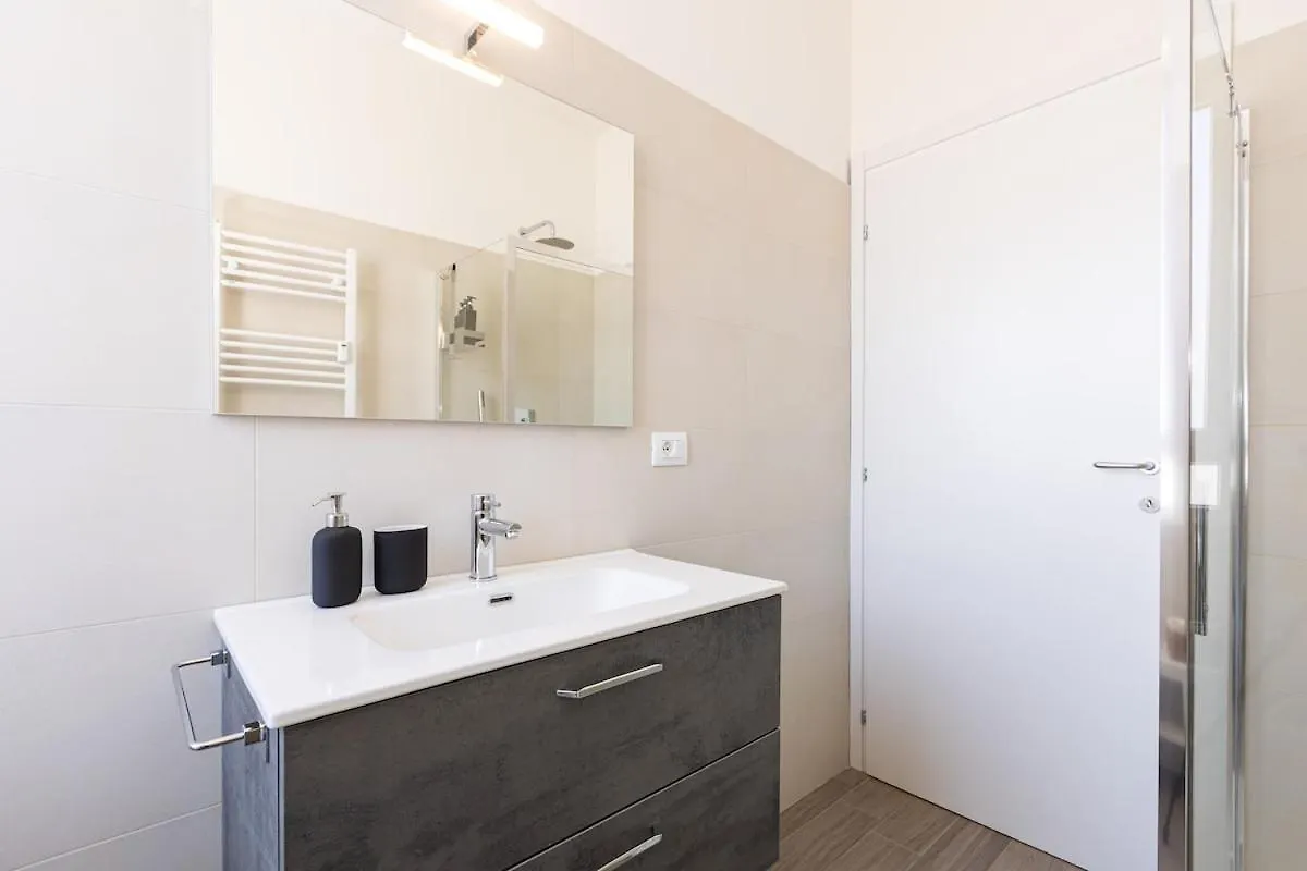Luxury Apartment Navigli Milan
