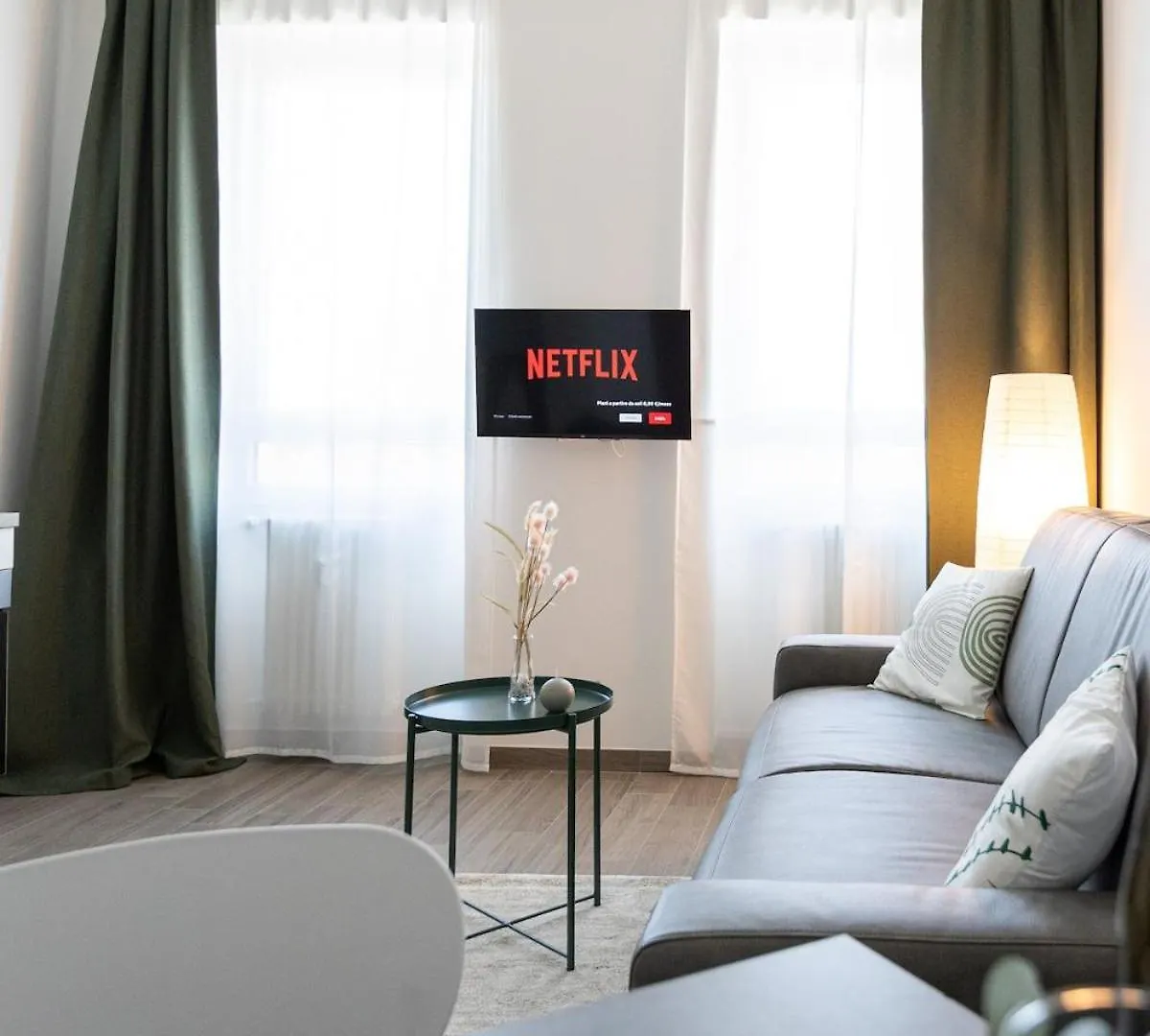 Luxury Apartment Navigli Milan